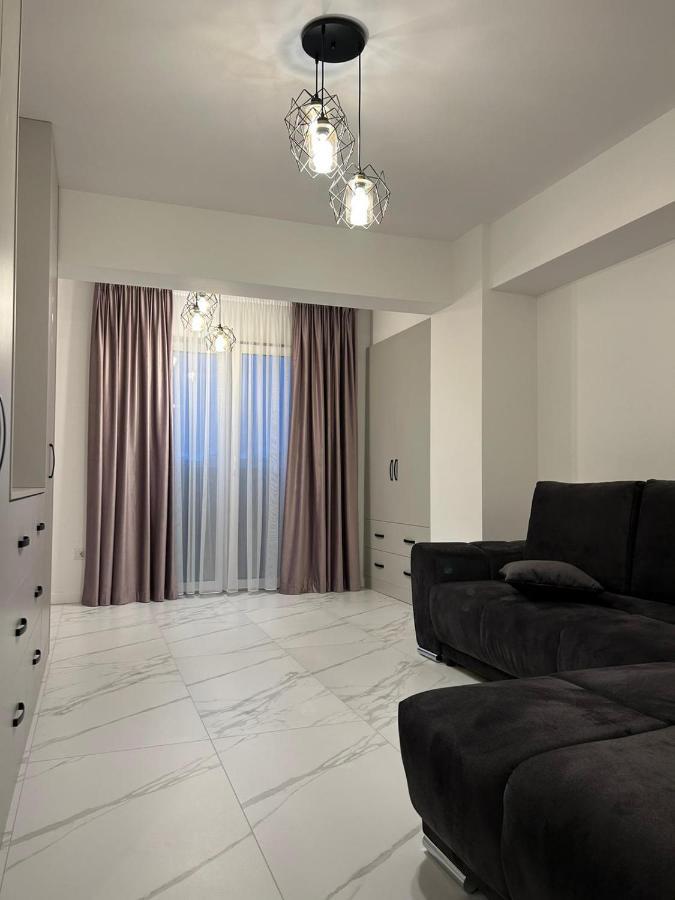Luxury Studios Blvd. G. Enescu Suceava Eksteriør billede