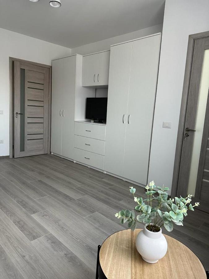 Luxury Studios Blvd. G. Enescu Suceava Eksteriør billede