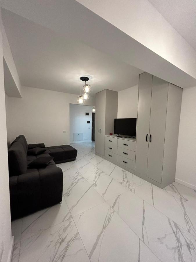 Luxury Studios Blvd. G. Enescu Suceava Eksteriør billede